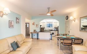 Dalia Seaside 2 Bedroom Apartment With Pool & Garden